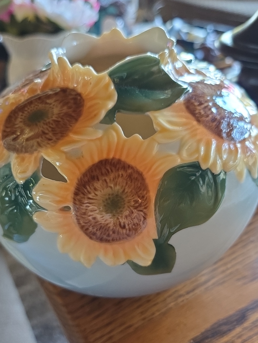 Franz Porcelain Round Sunflower Vase - Model XP1885